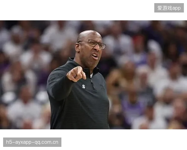 NBA赛场上的“准三双”秘密：唐斯的8中4拿13分15板9助，如何让你的球员也成为“超级火力机器”？